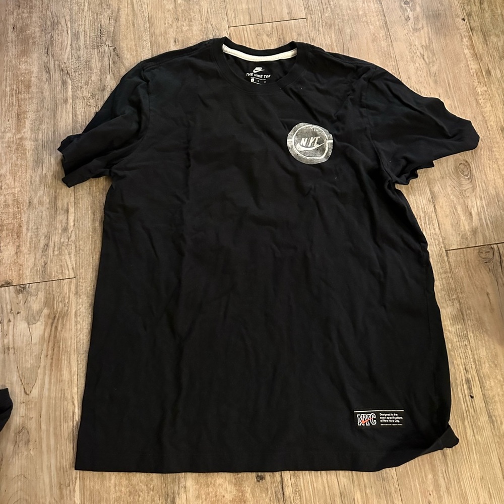 Nike tee